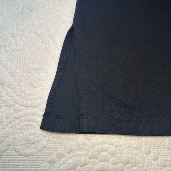 By Anthropologie Side-Slit Tunic. Black. Medium. - Picture 6 of 10